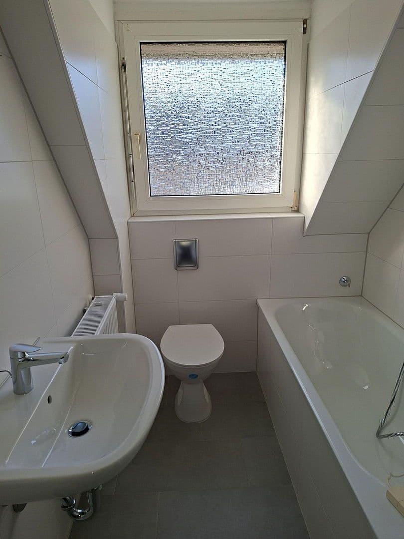 Prenájom bytu 4-izbový 80 m², Nürnberg, Bavorsko Prenájom bytu 4-izbový 80 m², Nürnberg, Bavorsko