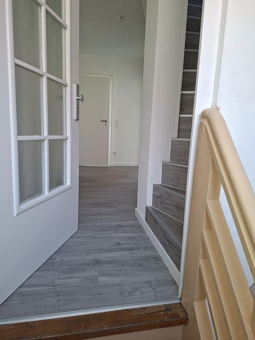 Prenájom bytu 4-izbový 80 m², Nürnberg, Bavorsko Prenájom bytu 4-izbový 80 m², Nürnberg, Bavorsko