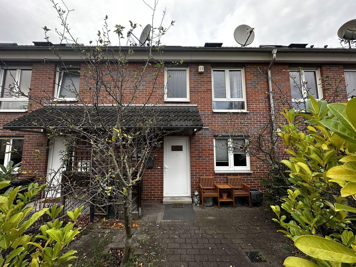 Prenájom domu 145 m², pozemek 370 m², Franz-Raveaux-Straße 32, Köln, Severné Porýnie - Westfálsko Prenájom domu 145 m², pozemek 370 m², Franz-Raveaux-Straße 32, Köln, Severné Porýnie - Westfálsko