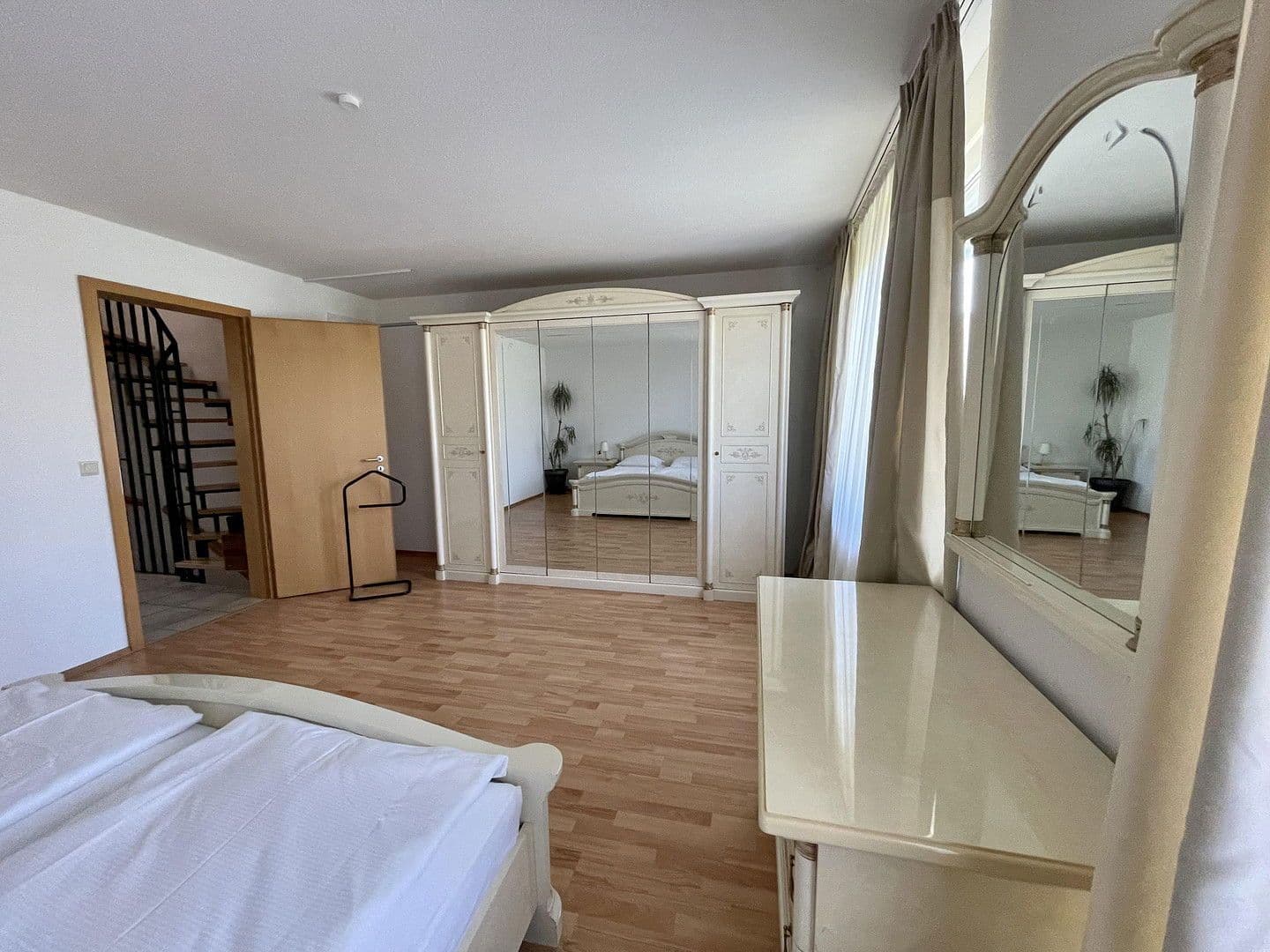 Prenájom domu 145 m², pozemek 370 m², Franz-Raveaux-Straße 32, Köln, Severné Porýnie - Westfálsko Prenájom domu 145 m², pozemek 370 m², Franz-Raveaux-Straße 32, Köln, Severné Porýnie - Westfálsko