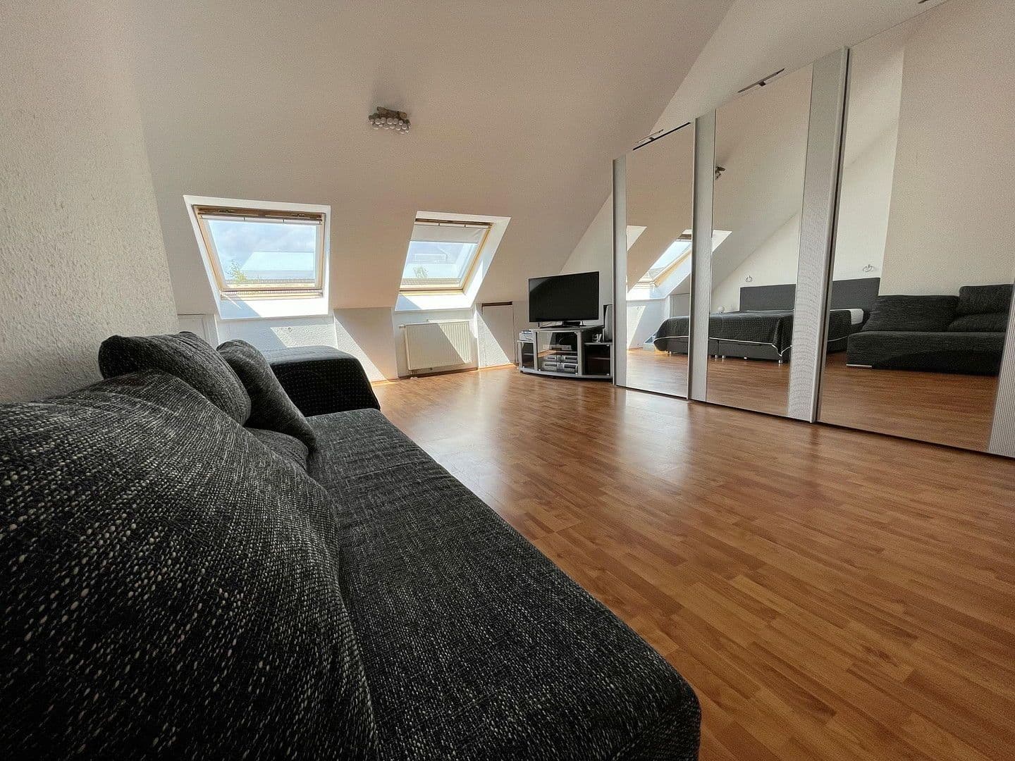 Prenájom domu 145 m², pozemek 370 m², Franz-Raveaux-Straße 32, Köln, Severné Porýnie - Westfálsko Prenájom domu 145 m², pozemek 370 m², Franz-Raveaux-Straße 32, Köln, Severné Porýnie - Westfálsko