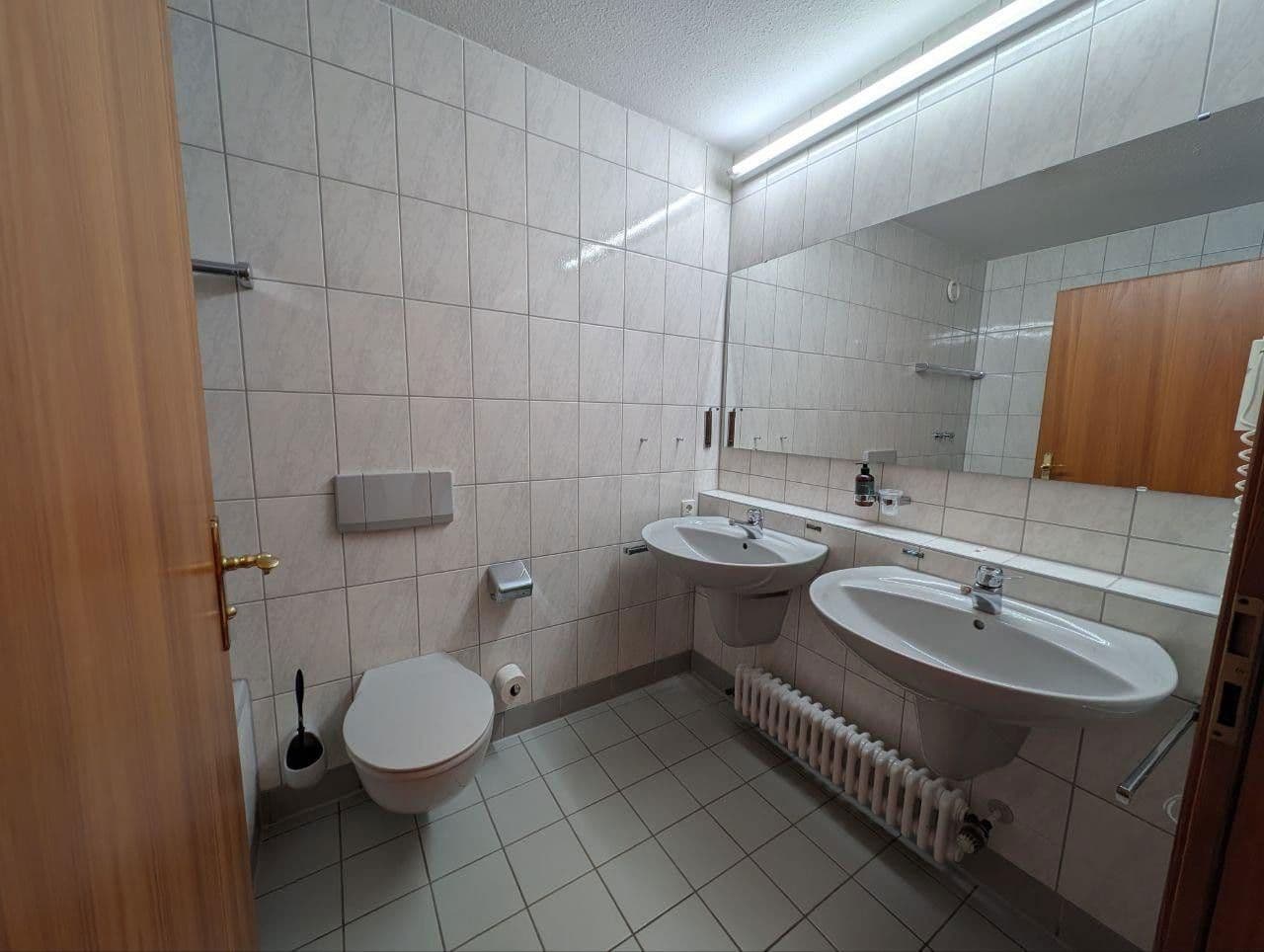 Prenájom bytu 1-izbový 37 m², Hölderlinstraße 1, Bad Liebenzell, Bádensko-Wurttembersko Prenájom bytu 1-izbový 37 m², Hölderlinstraße 1, Bad Liebenzell, Bádensko-Wurttembersko