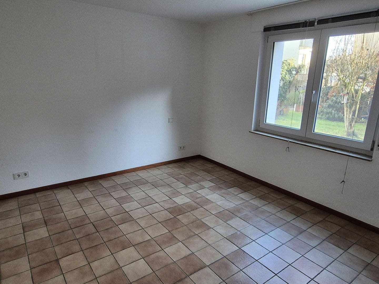 Prenájom bytu 2-izbový 65 m², Lameystraße 47, Pforzheim, Bádensko-Wurttembersko Prenájom bytu 2-izbový 65 m², Lameystraße 47, Pforzheim, Bádensko-Wurttembersko