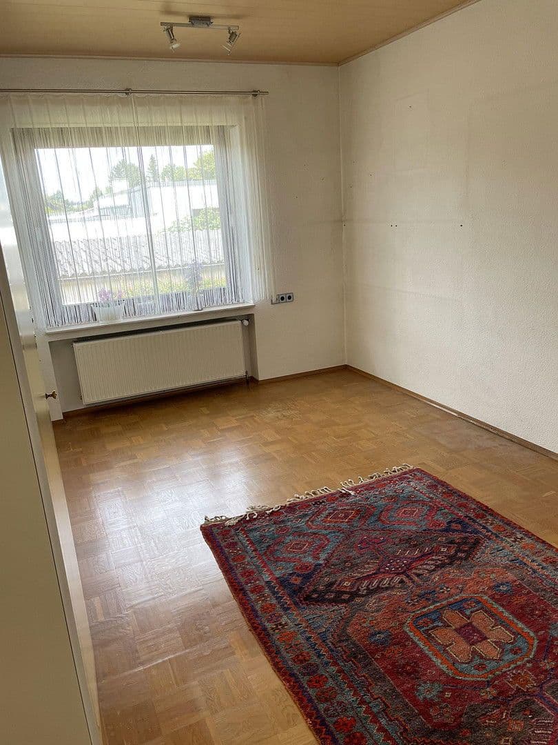 Predaj domu 186 m², pozemek 915 m², Abstatt, Bádensko-Wurttembersko Predaj domu 186 m², pozemek 915 m², Abstatt, Bádensko-Wurttembersko