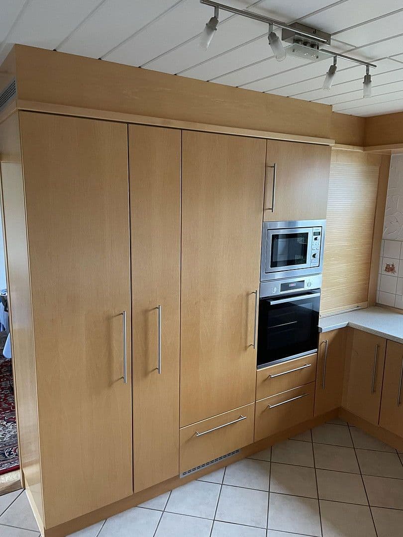 Predaj domu 186 m², pozemek 915 m², Abstatt, Bádensko-Wurttembersko Predaj domu 186 m², pozemek 915 m², Abstatt, Bádensko-Wurttembersko