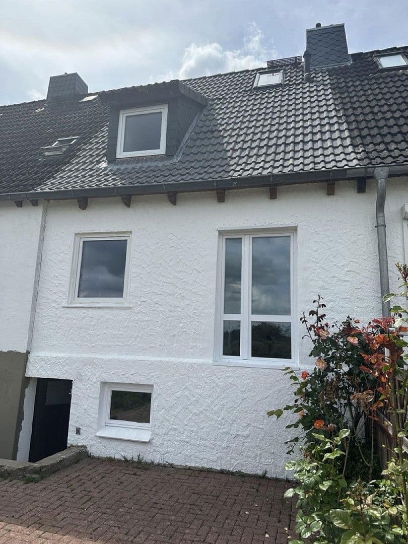 Predaj domu 77 m², pozemek 325 m², Vagel-Griep-Platz 5, Hamburg-Eißendorf, Hamburg Predaj domu 77 m², pozemek 325 m², Vagel-Griep-Platz 5, Hamburg-Eißendorf, Hamburg