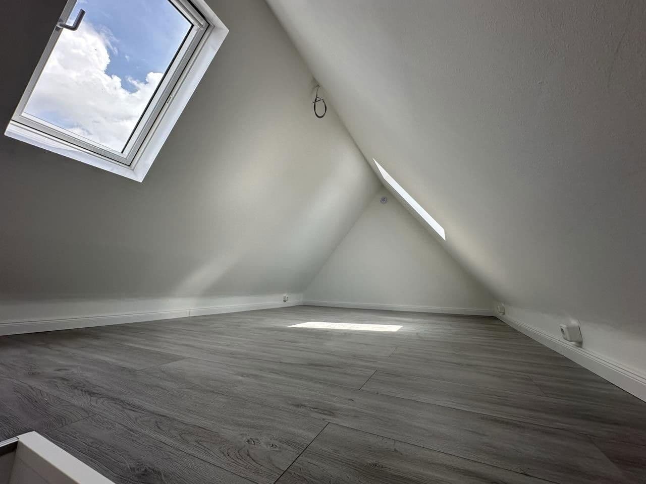 Predaj domu 77 m², pozemek 325 m², Vagel-Griep-Platz 5, Hamburg-Eißendorf, Hamburg Predaj domu 77 m², pozemek 325 m², Vagel-Griep-Platz 5, Hamburg-Eißendorf, Hamburg