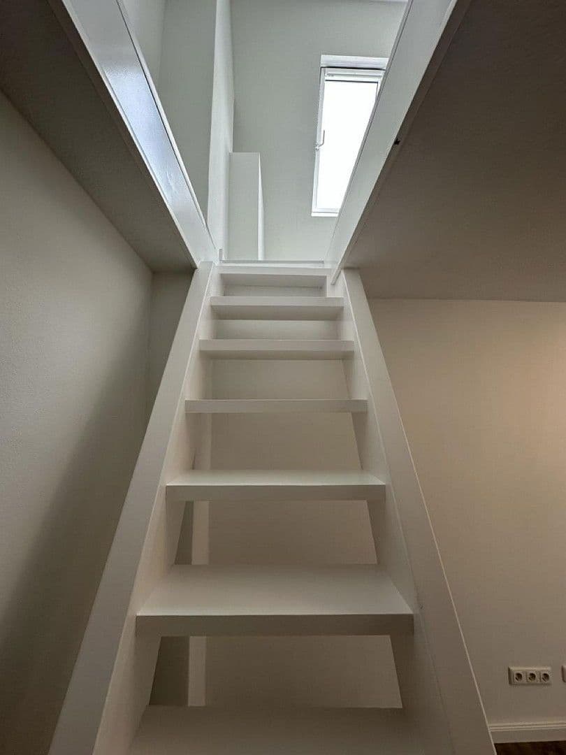 Predaj domu 77 m², pozemek 325 m², Vagel-Griep-Platz 5, Hamburg-Eißendorf, Hamburg Predaj domu 77 m², pozemek 325 m², Vagel-Griep-Platz 5, Hamburg-Eißendorf, Hamburg