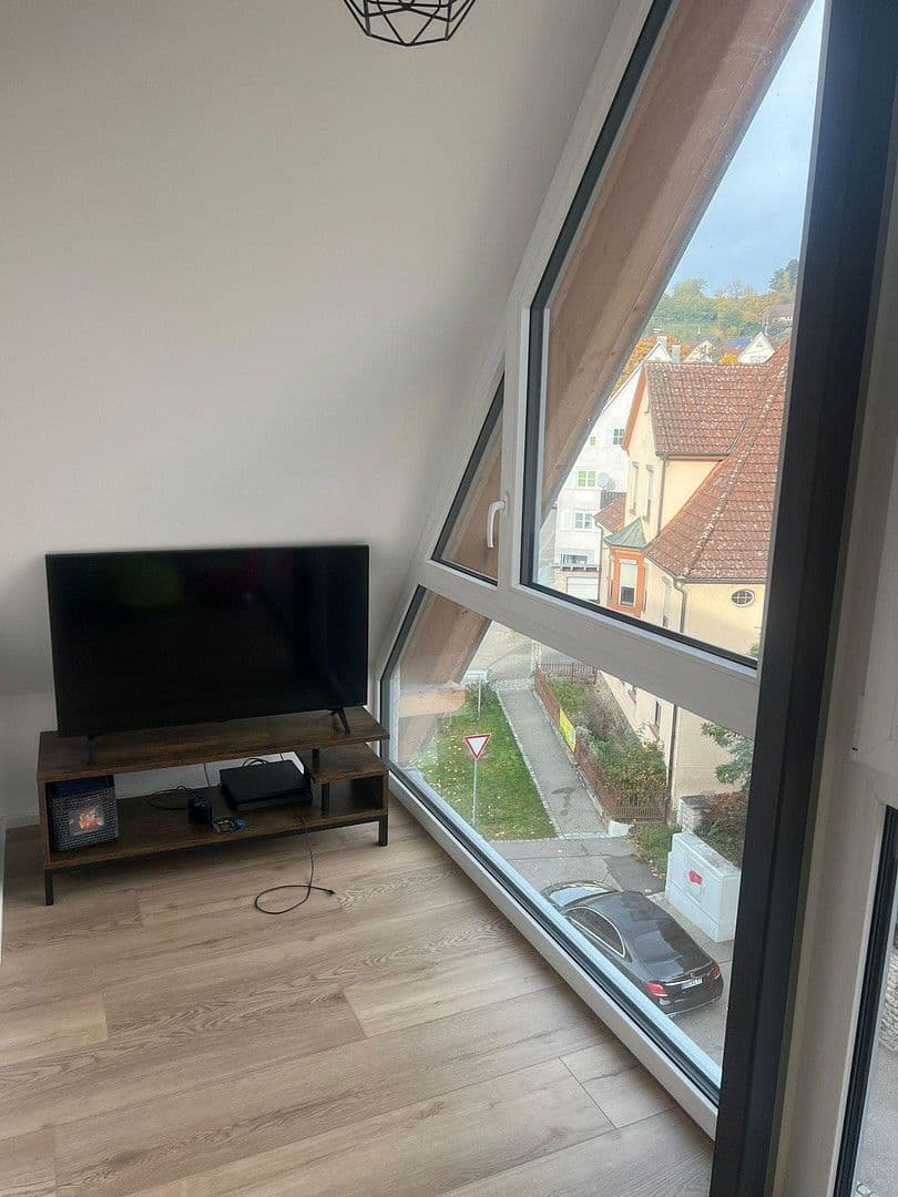 Prenájom bytu 4-izbový 120 m², Horb am Neckar, Bádensko-Wurttembersko Prenájom bytu 4-izbový 120 m², Horb am Neckar, Bádensko-Wurttembersko