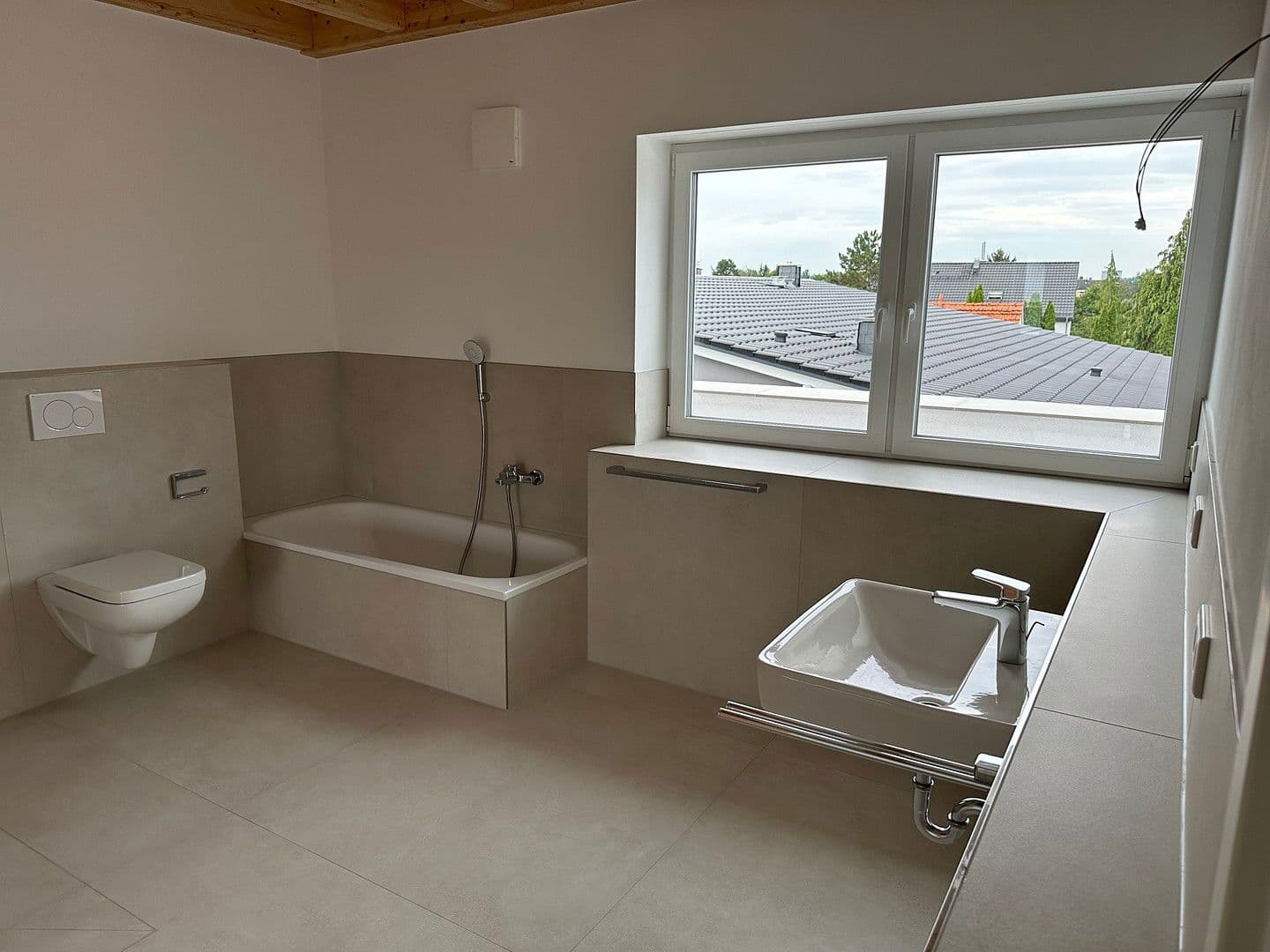 Prenájom bytu 2-izbový 124 m², Gießen, Hesensko Prenájom bytu 2-izbový 124 m², Gießen, Hesensko