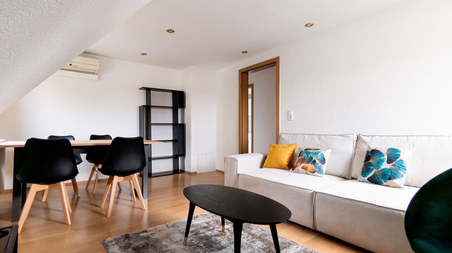 Prenájom bytu 3-izbový 65 m², Louis-Hentges-Str. 32, Heilbronn, Bádensko-Wurttembersko Prenájom bytu 3-izbový 65 m², Louis-Hentges-Str. 32, Heilbronn, Bádensko-Wurttembersko