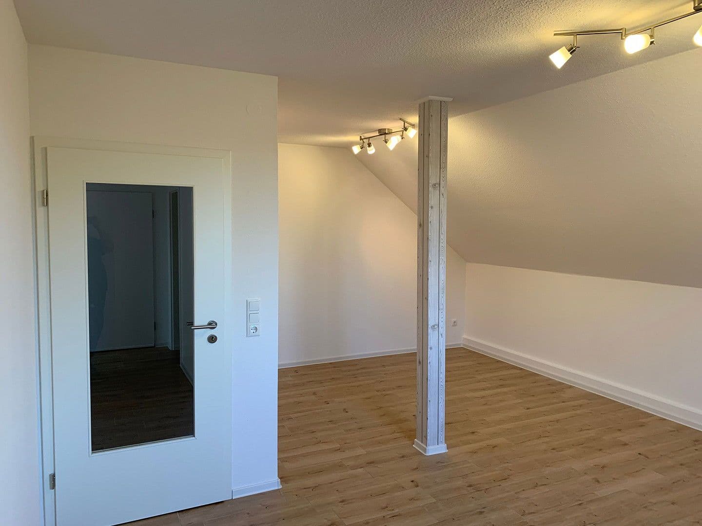 Predaj bytu 2-izbový 58 m², Andersenstr., 18, Delmenhorst, Dolné Sasko Predaj bytu 2-izbový 58 m², Andersenstr., 18, Delmenhorst, Dolné Sasko