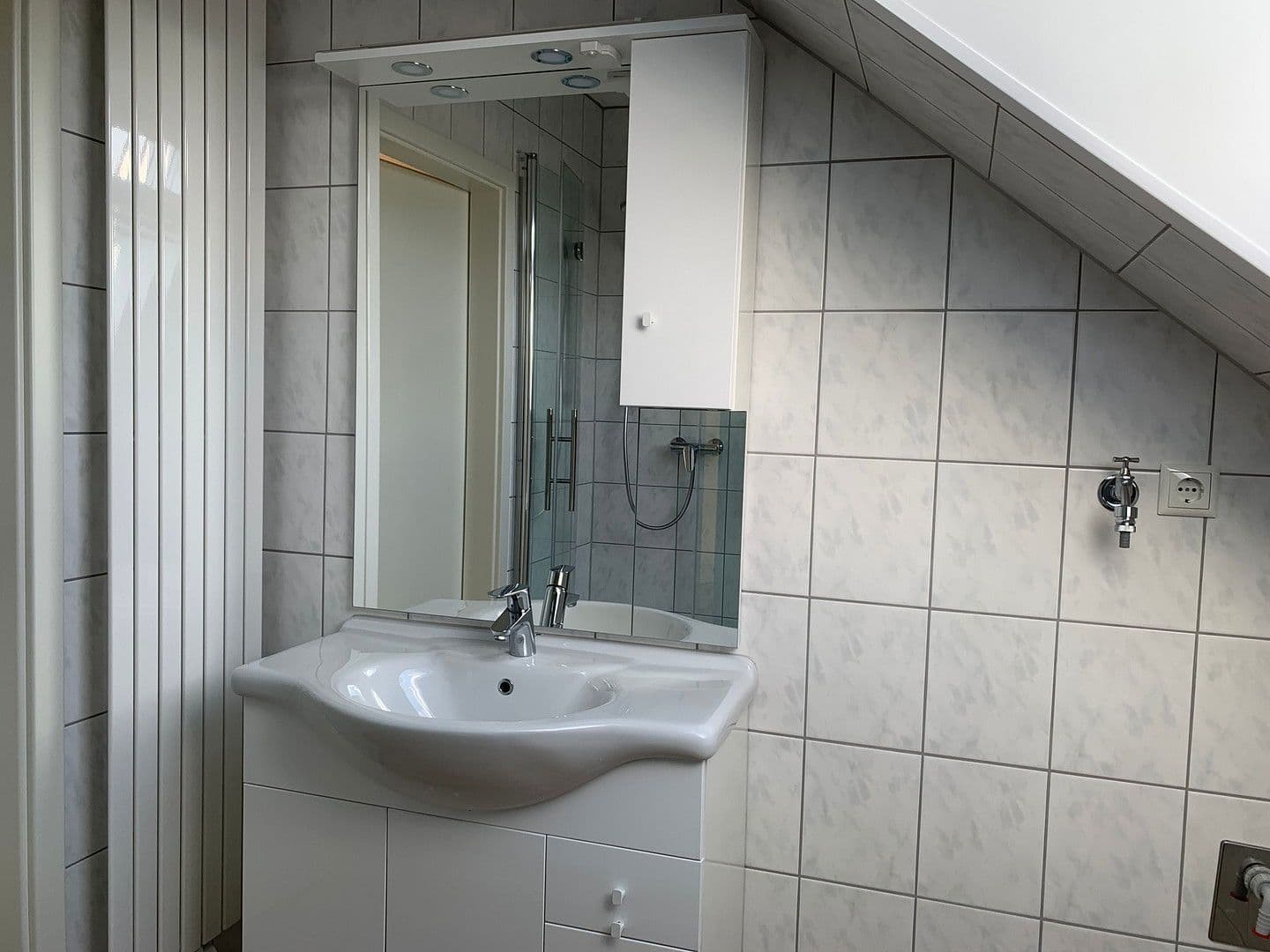 Predaj bytu 2-izbový 58 m², Andersenstr., 18, Delmenhorst, Dolné Sasko Predaj bytu 2-izbový 58 m², Andersenstr., 18, Delmenhorst, Dolné Sasko