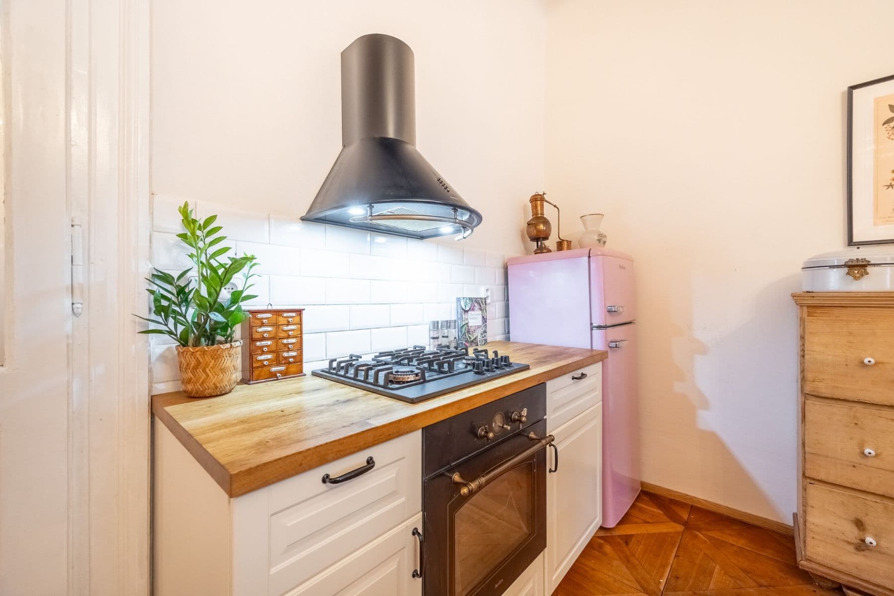 Predaj bytu 4-izbový 110 m², Za Poříčskou bránou, Praha, Praha Predaj bytu 4-izbový 110 m², Za Poříčskou bránou, Praha, Praha