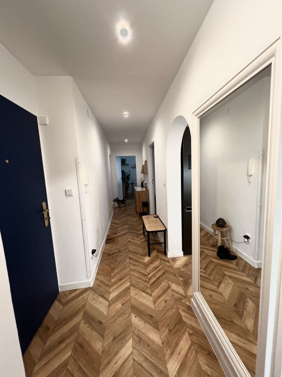 Predaj bytu 3-izbový 67 m², Veleslavínova, Ostrava, Moravskoslezský kraj Predaj bytu 3-izbový 67 m², Veleslavínova, Ostrava, Moravskoslezský kraj