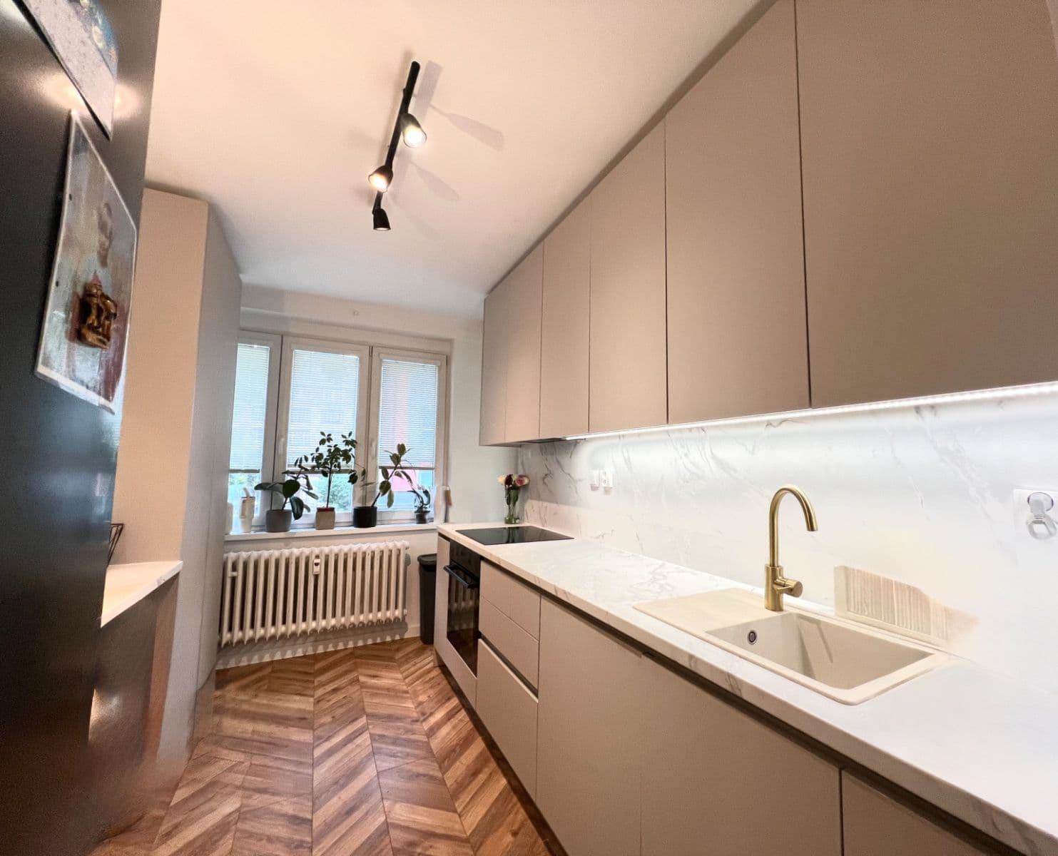 Predaj bytu 3-izbový 67 m², Veleslavínova, Ostrava, Moravskoslezský kraj Predaj bytu 3-izbový 67 m², Veleslavínova, Ostrava, Moravskoslezský kraj
