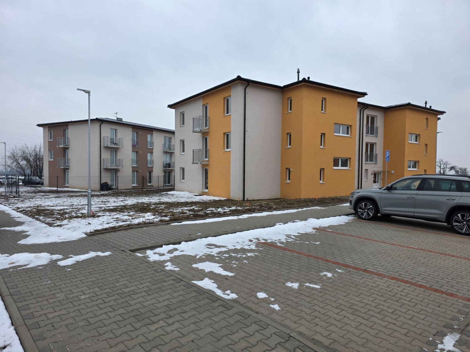 Prenájom bytu 2-izbový 40 m², Vestecká, Nehvizdy, Středočeský kraj Prenájom bytu 2-izbový 40 m², Vestecká, Nehvizdy, Středočeský kraj