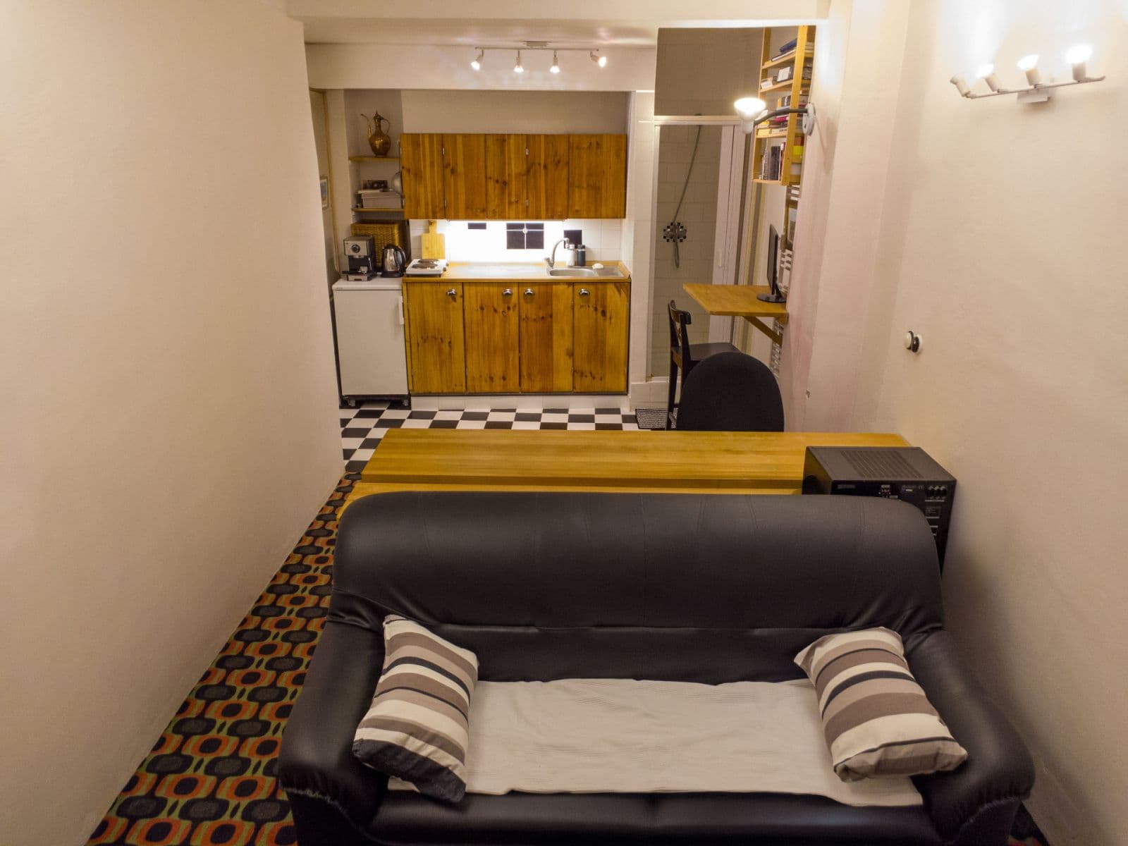 Prenájom bytu Garsoniéra 26 m², Chocholouškova, Praha, Praha Prenájom bytu Garsoniéra 26 m², Chocholouškova, Praha, Praha