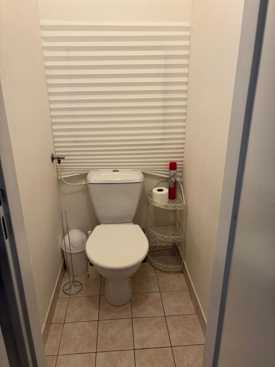 Prenájom bytu 2-izbový 39 m², Bryksova, Praha, Praha Prenájom bytu 2-izbový 39 m², Bryksova, Praha, Praha