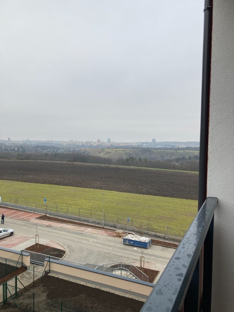 Prenájom bytu 2-izbový 42 m², Fabiánové, Praha, Praha Prenájom bytu 2-izbový 42 m², Fabiánové, Praha, Praha