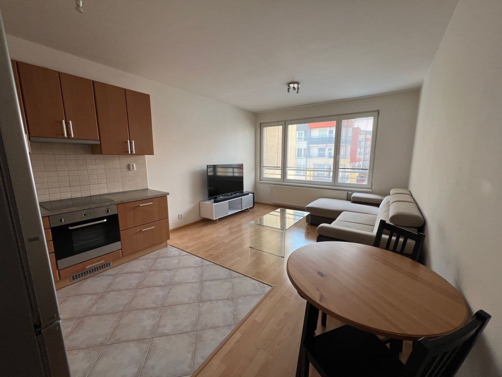 Prenájom bytu 2-izbový 56 m², Sazovická, Praha, Praha Prenájom bytu 2-izbový 56 m², Sazovická, Praha, Praha