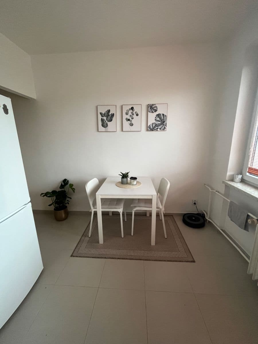 Prenájom bytu 1-izbový 37 m², Staňkova, Ostrava, Moravskoslezský kraj Prenájom bytu 1-izbový 37 m², Staňkova, Ostrava, Moravskoslezský kraj