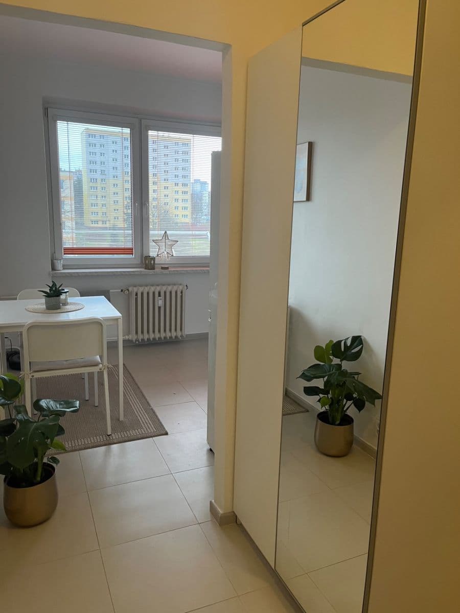 Prenájom bytu 1-izbový 37 m², Staňkova, Ostrava, Moravskoslezský kraj Prenájom bytu 1-izbový 37 m², Staňkova, Ostrava, Moravskoslezský kraj