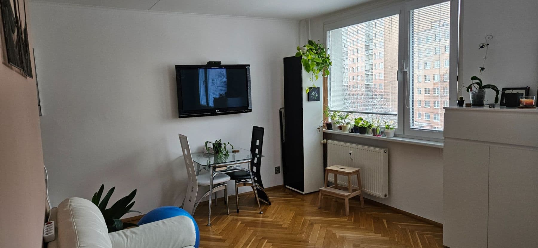 Prenájom bytu 1-izbový 34 m², Nechvílova, Praha, Praha Prenájom bytu 1-izbový 34 m², Nechvílova, Praha, Praha