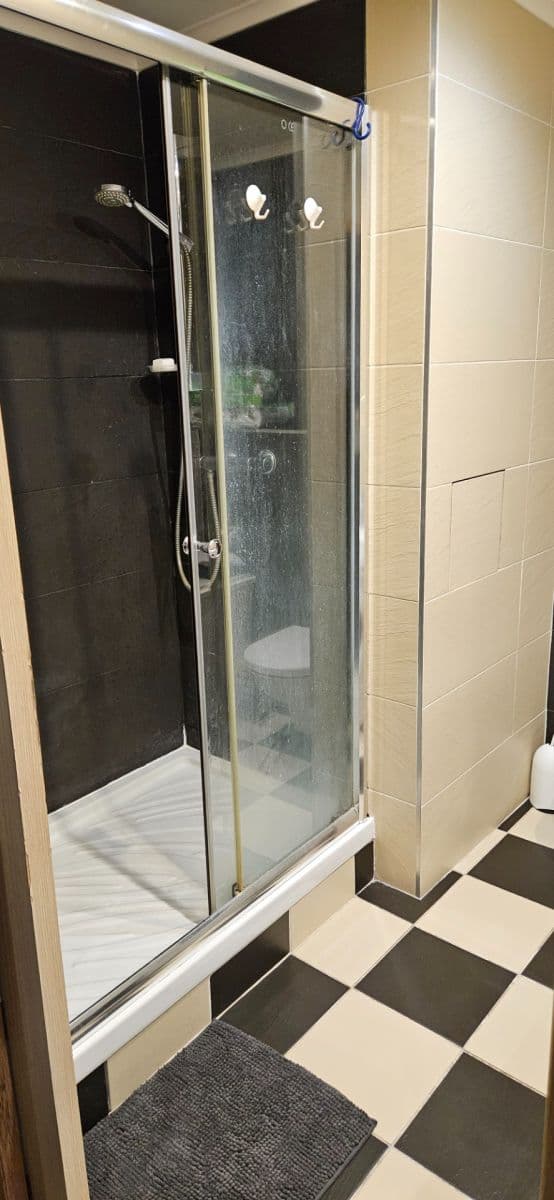 Prenájom bytu 1-izbový 34 m², Nechvílova, Praha, Praha Prenájom bytu 1-izbový 34 m², Nechvílova, Praha, Praha