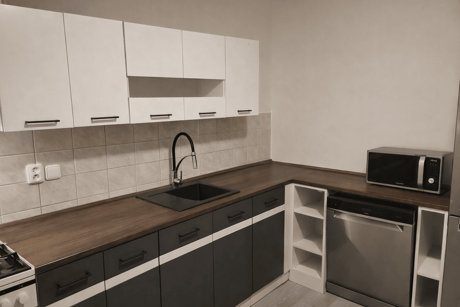 Prenájom bytu 2-izbový 56 m², Horní, Ostrava, Moravskoslezský kraj Prenájom bytu 2-izbový 56 m², Horní, Ostrava, Moravskoslezský kraj