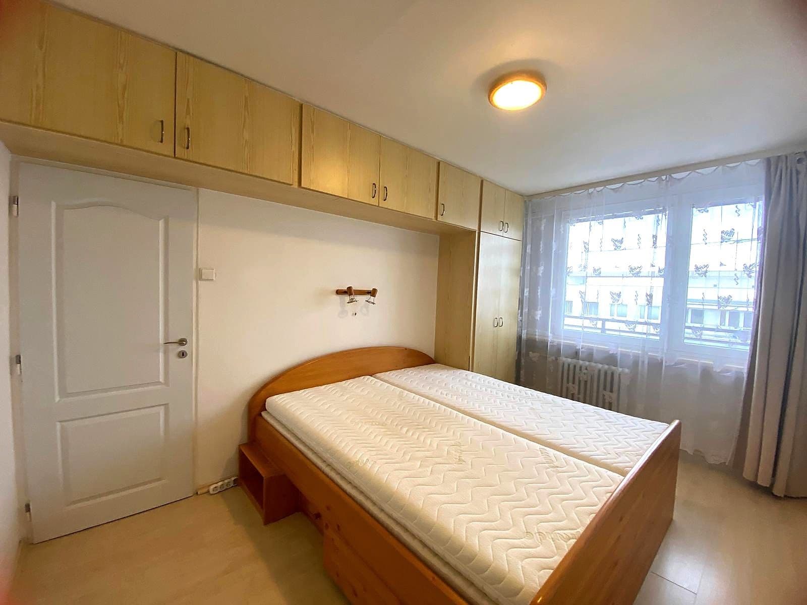 Predaj bytu 3-izbový 76 m², Golfová, Praha, Praha Predaj bytu 3-izbový 76 m², Golfová, Praha, Praha