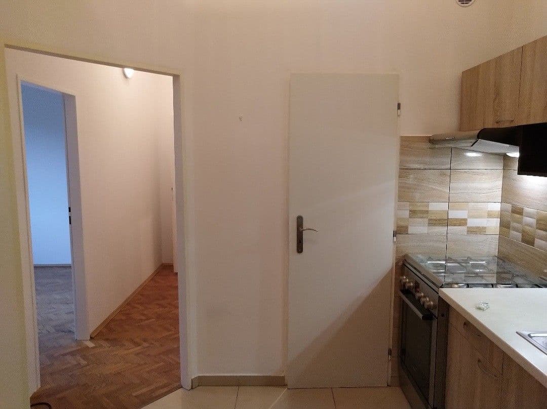 Predaj bytu 2-izbový 38 m², Plzeňská, Praha, Praha Predaj bytu 2-izbový 38 m², Plzeňská, Praha, Praha