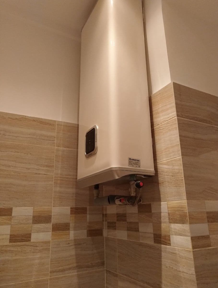 Predaj bytu 2-izbový 38 m², Plzeňská, Praha, Praha Predaj bytu 2-izbový 38 m², Plzeňská, Praha, Praha