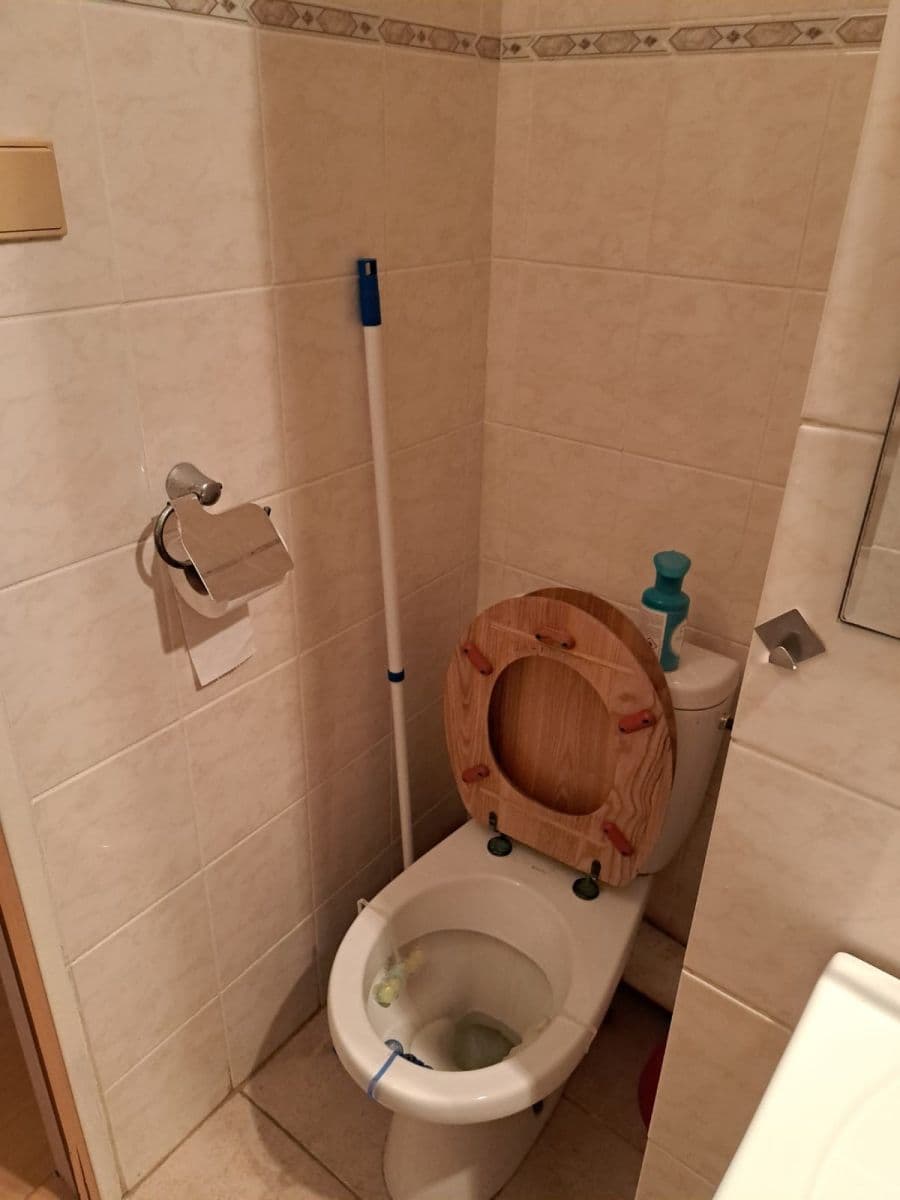 Prenájom bytu 1-izbový 23 m², Březenecká, Chomutov, Ústecký kraj Prenájom bytu 1-izbový 23 m², Březenecká, Chomutov, Ústecký kraj