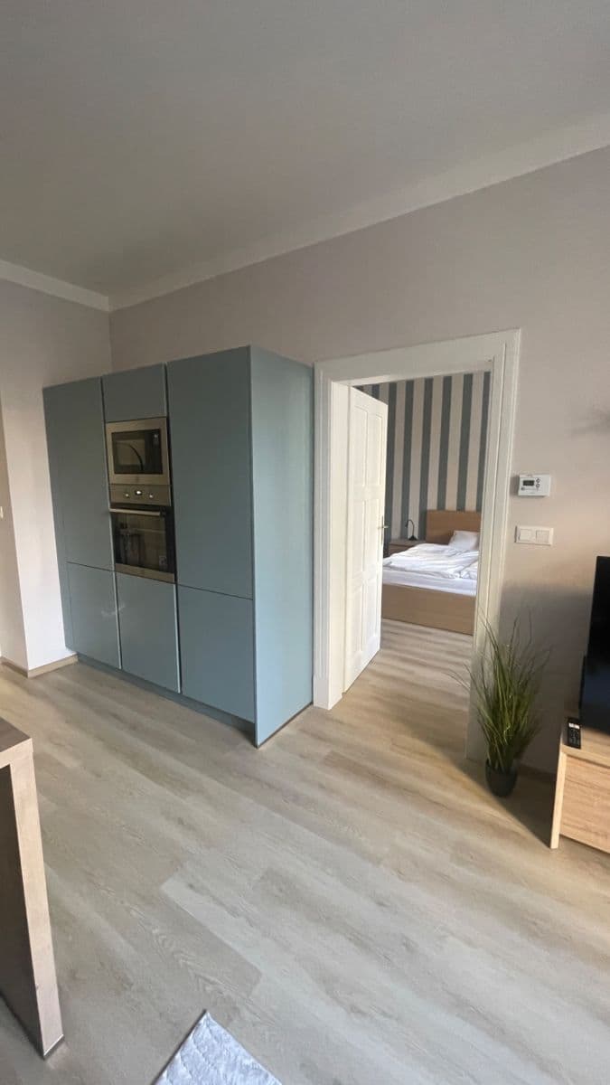 Prenájom bytu 2-izbový 52 m², Bulharská, Praha, Praha Prenájom bytu 2-izbový 52 m², Bulharská, Praha, Praha