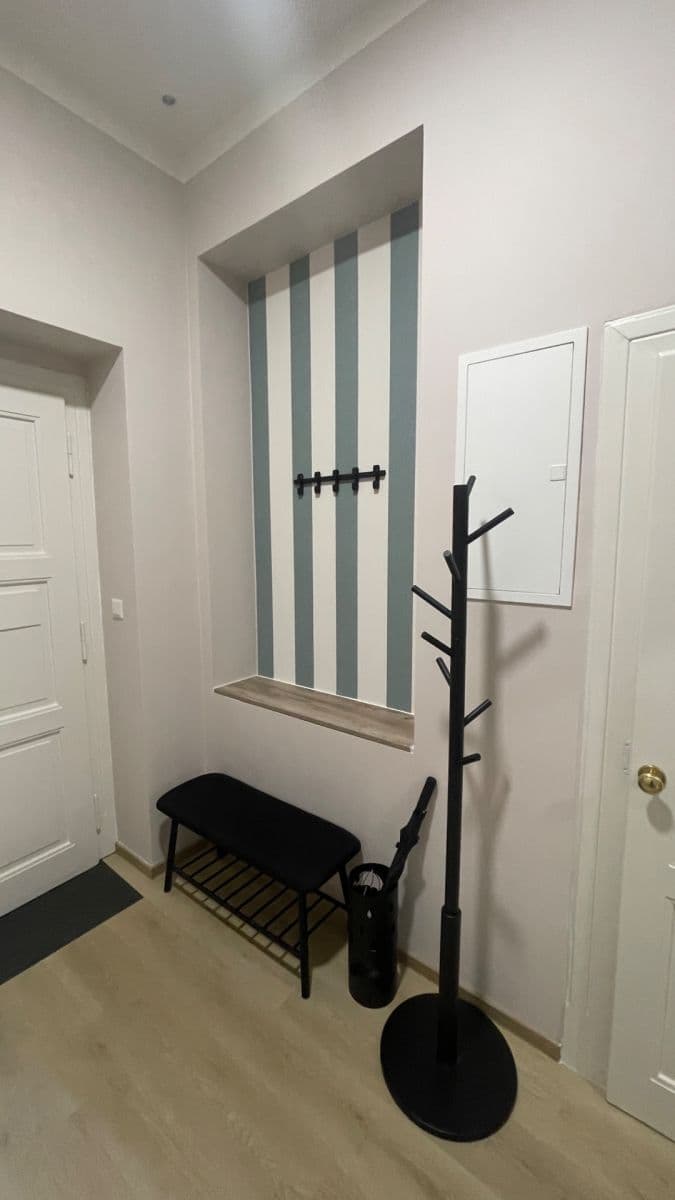 Prenájom bytu 2-izbový 52 m², Bulharská, Praha, Praha Prenájom bytu 2-izbový 52 m², Bulharská, Praha, Praha