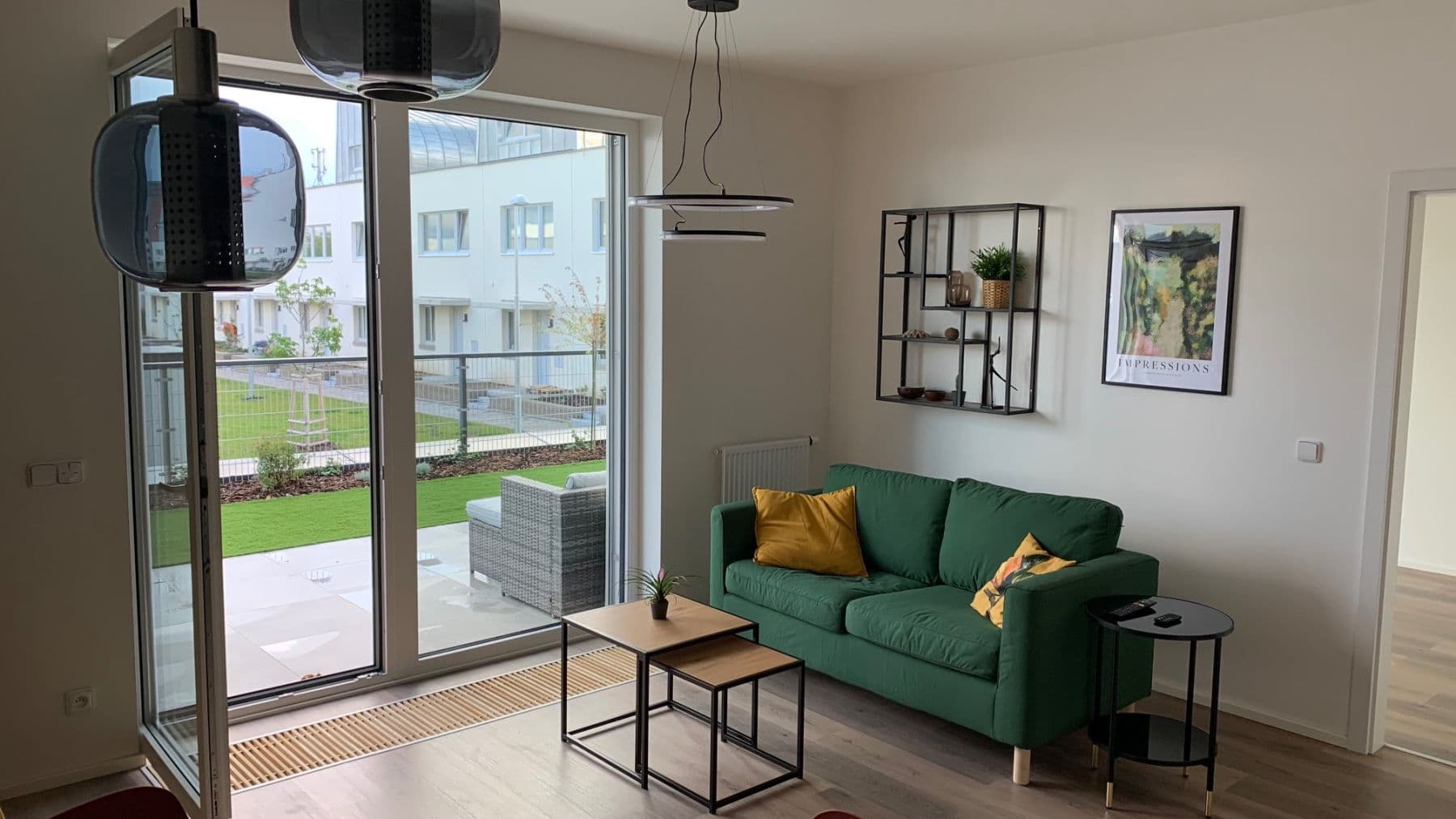 Prenájom bytu 2-izbový 88 m², Křižanská, Praha, Praha Prenájom bytu 2-izbový 88 m², Křižanská, Praha, Praha