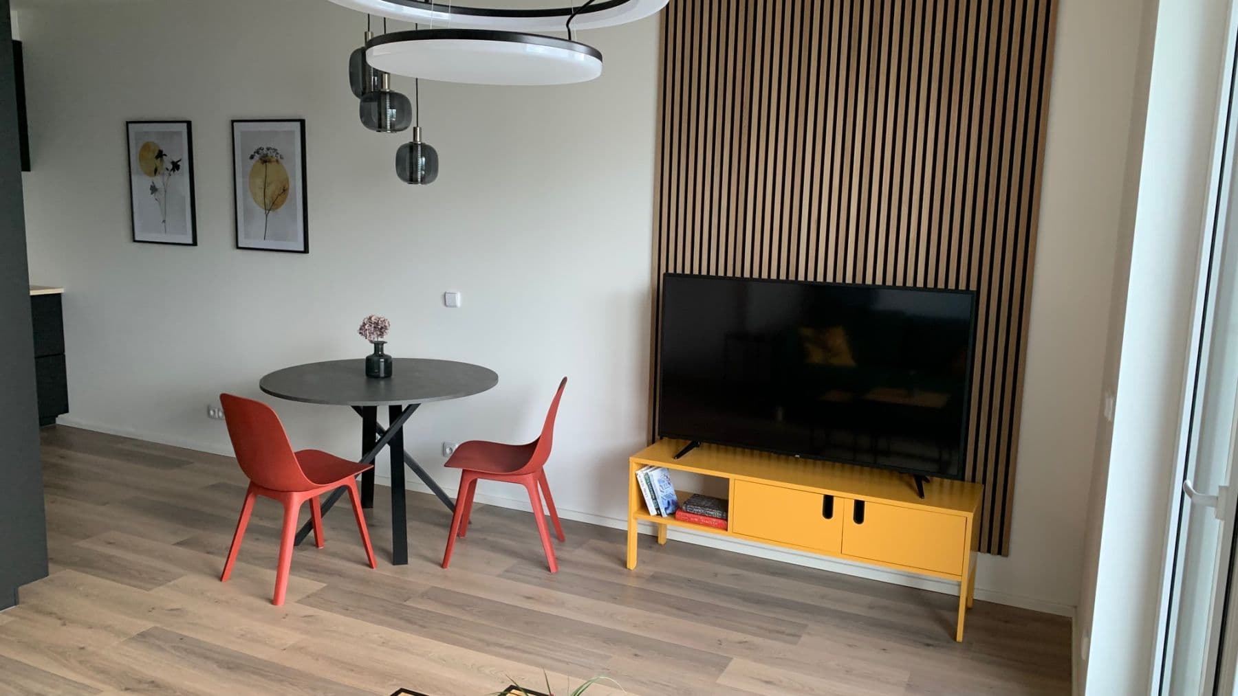 Prenájom bytu 2-izbový 88 m², Křižanská, Praha, Praha Prenájom bytu 2-izbový 88 m², Křižanská, Praha, Praha