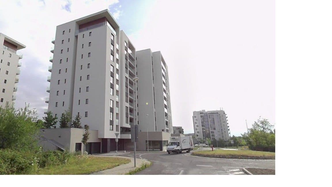 Prenájom garáže 13 m², V Třešňovce, Praha, Praha Prenájom garáže 13 m², V Třešňovce, Praha, Praha