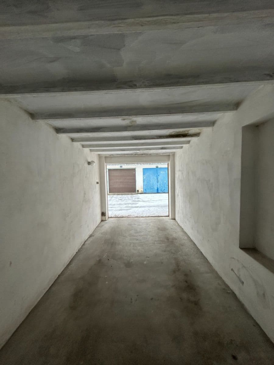 Prenájom garáže 18 m², Blansko, Jihomoravský kraj Prenájom garáže 18 m², Blansko, Jihomoravský kraj