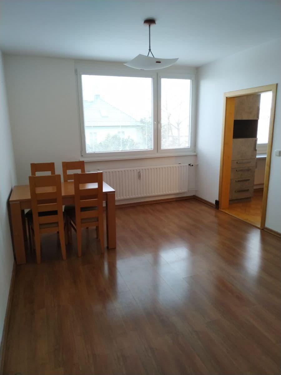 Prenájom bytu 2-izbový 54 m², Mánesova, Frýdek-Místek, Moravskoslezský kraj Prenájom bytu 2-izbový 54 m², Mánesova, Frýdek-Místek, Moravskoslezský kraj