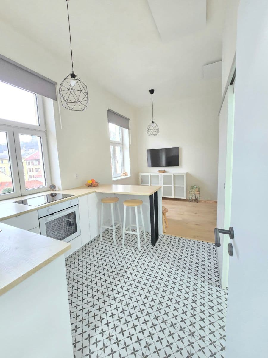Prenájom bytu 2-izbový 45 m², Chlumova, Praha, Praha Prenájom bytu 2-izbový 45 m², Chlumova, Praha, Praha