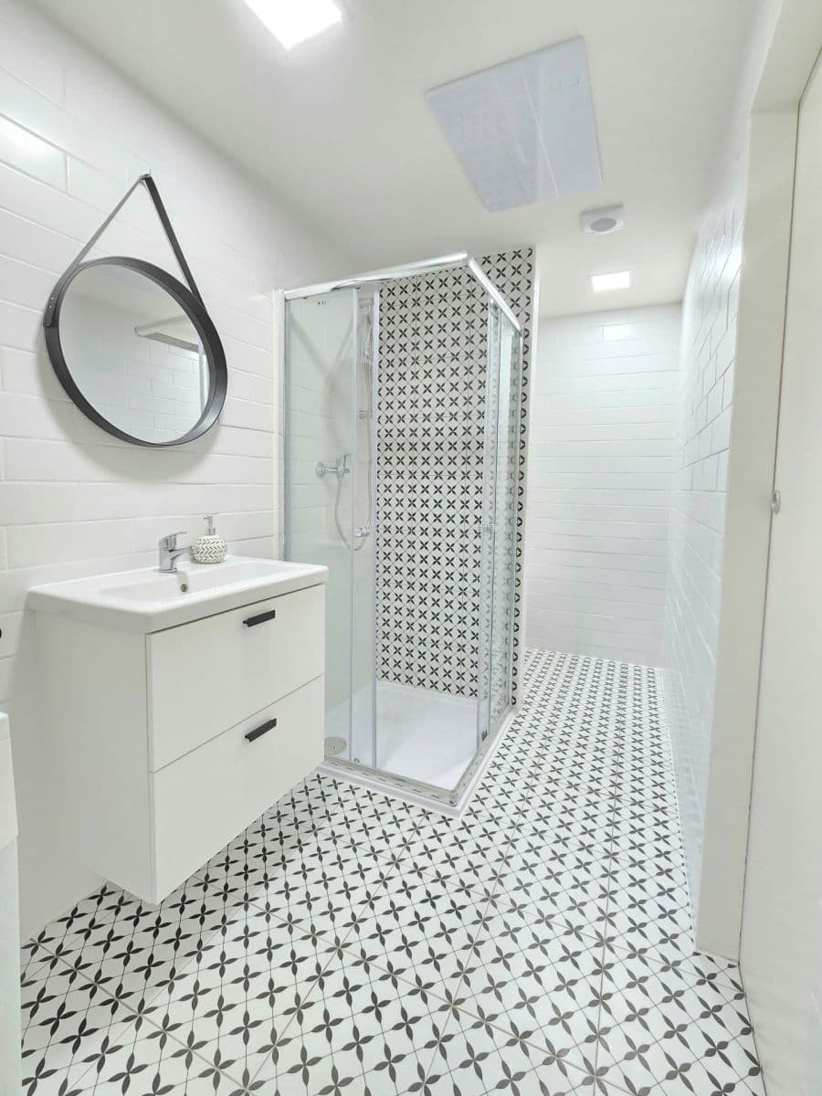 Prenájom bytu 2-izbový 45 m², Chlumova, Praha, Praha Prenájom bytu 2-izbový 45 m², Chlumova, Praha, Praha