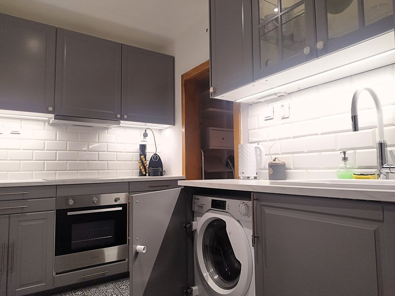 Predaj bytu 1-izbový 26 m², Martinengova, Bratislava - mestská časť Staré Mesto, Bratislavský kraj Predaj bytu 1-izbový 26 m², Martinengova, Bratislava - mestská časť Staré Mesto, Bratislavský kraj