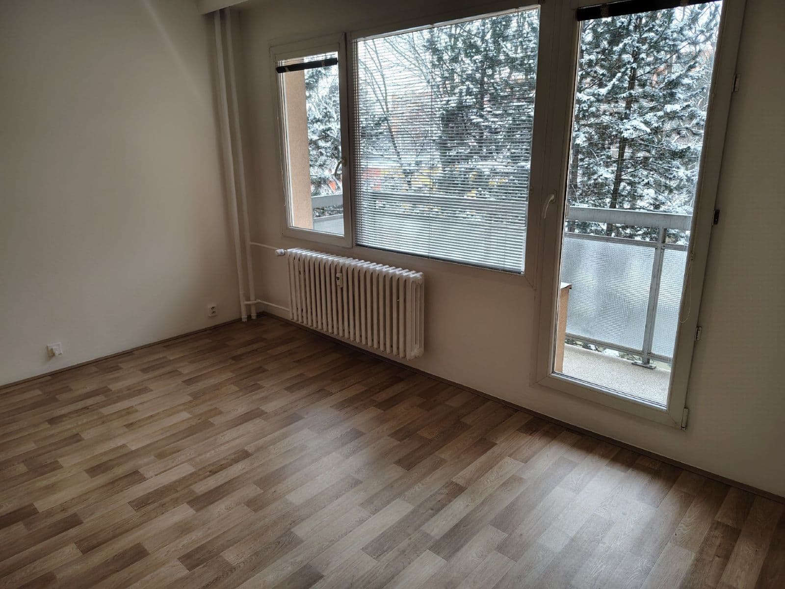 Prenájom bytu 1-izbový 34 m², Uzbecká, Brno, Jihomoravský kraj Prenájom bytu 1-izbový 34 m², Uzbecká, Brno, Jihomoravský kraj