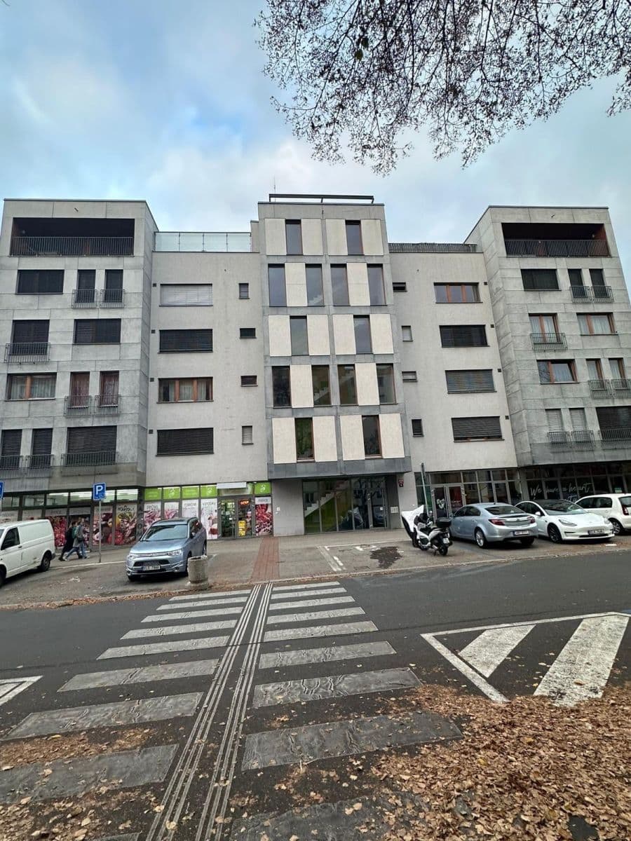 Predaj garáže 12 m², Brunclíkova, Praha, Praha Predaj garáže 12 m², Brunclíkova, Praha, Praha