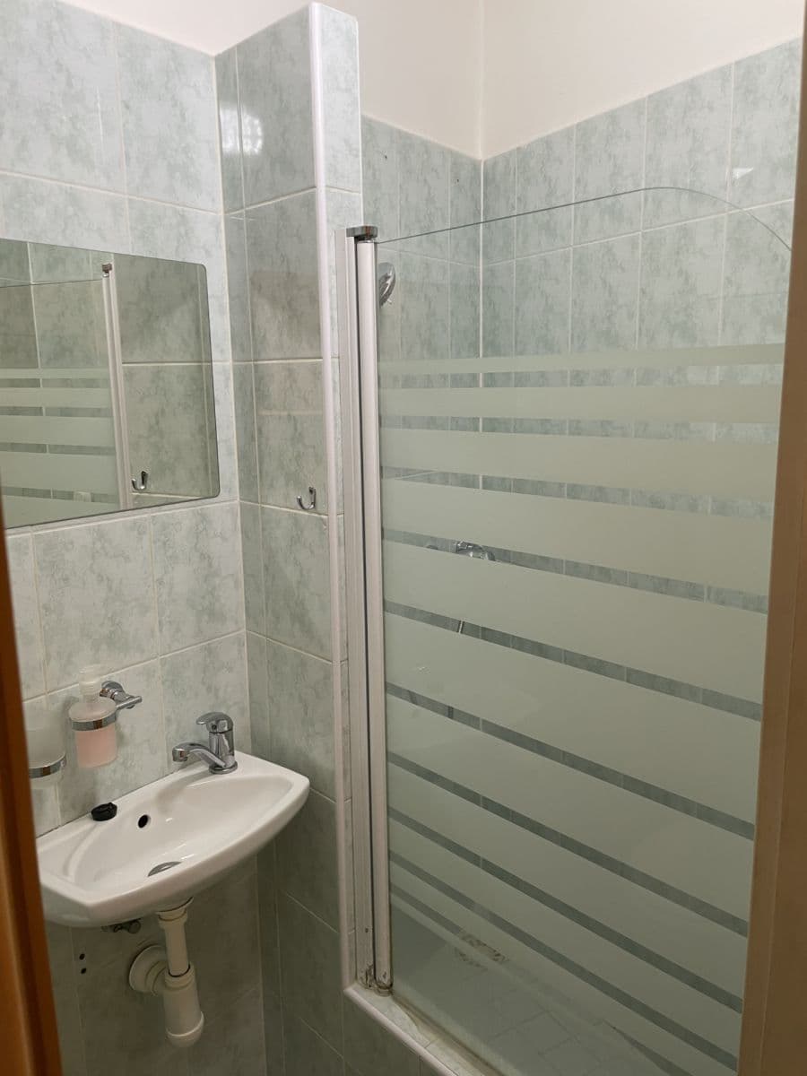 Prenájom bytu 1-izbový 27 m², Renneská třída, Brno, Jihomoravský kraj Prenájom bytu 1-izbový 27 m², Renneská třída, Brno, Jihomoravský kraj