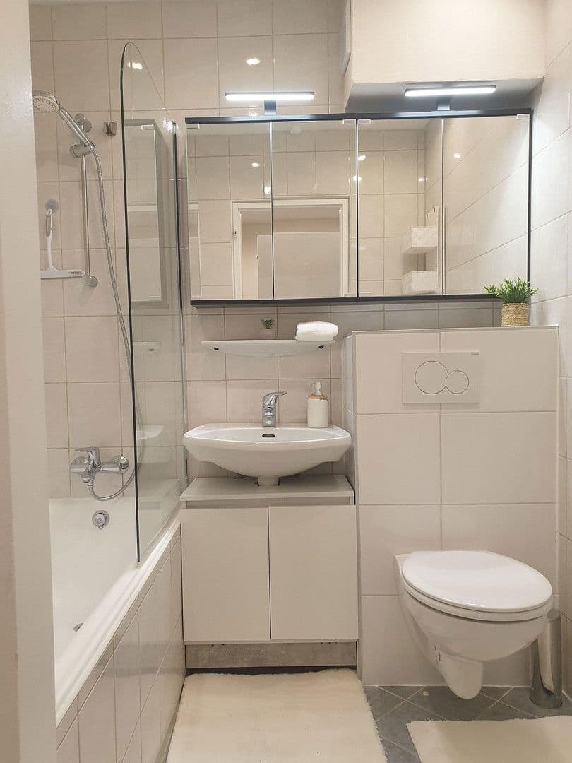 Prenájom bytu 1-izbový 28 m², Jenbach, Tirolsko Prenájom bytu 1-izbový 28 m², Jenbach, Tirolsko