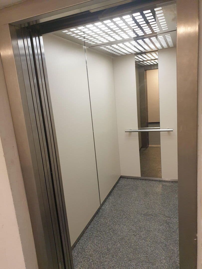 Prenájom bytu 1-izbový 28 m², Jenbach, Tirolsko Prenájom bytu 1-izbový 28 m², Jenbach, Tirolsko