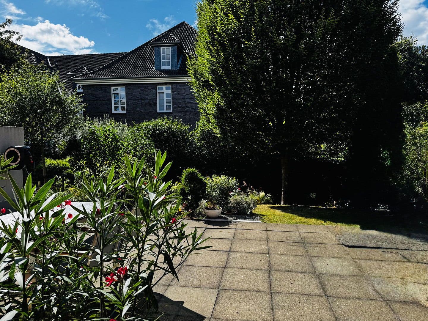 Predaj bytu 3-izbový 86 m², Hinter dem Holze 37, Hannover, Dolné Sasko Predaj bytu 3-izbový 86 m², Hinter dem Holze 37, Hannover, Dolné Sasko